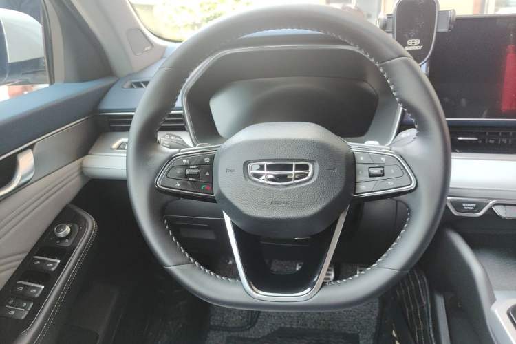 Used Geely Auto Preface 2021 2.0TD Designer's Recommended Edition Steering Wheel