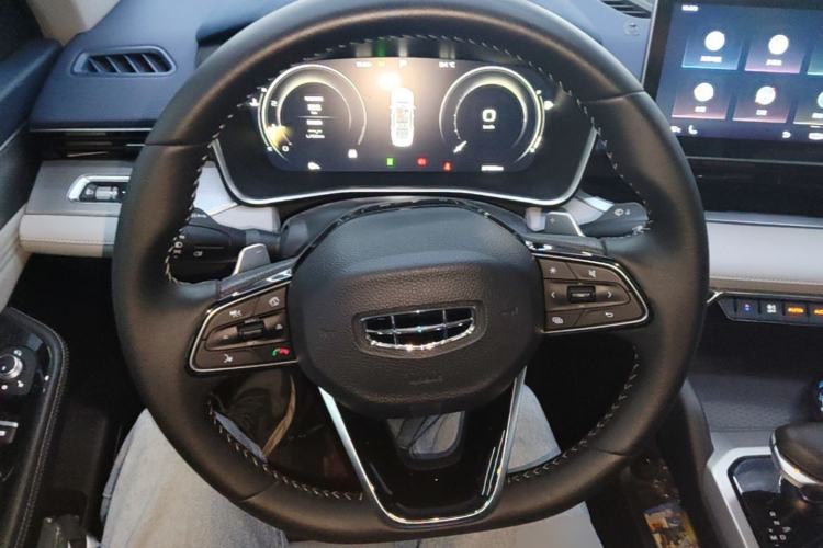 Used Geely Auto Preface 2021 2.0TD Luxury Version Steering Wheel