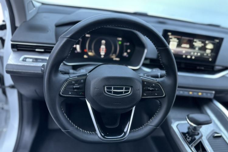 Used Geely Auto Preface 2021 2.0TD Elite Edition Steering Wheel