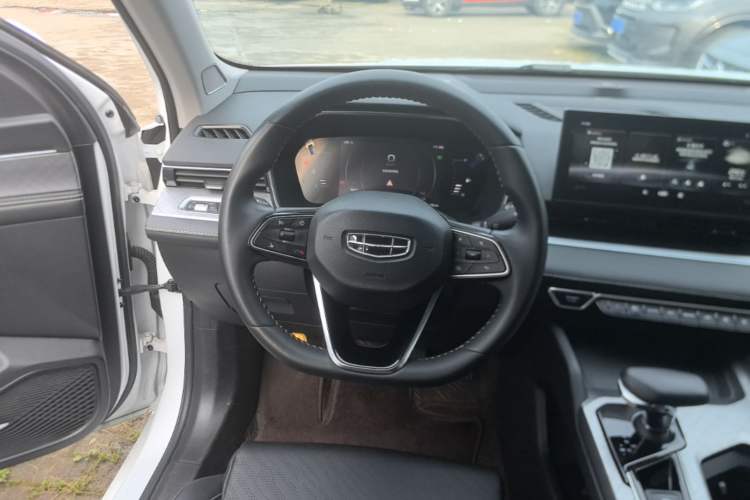 Used Geely Auto Preface 2021 2.0TD Elite Edition Steering Wheel