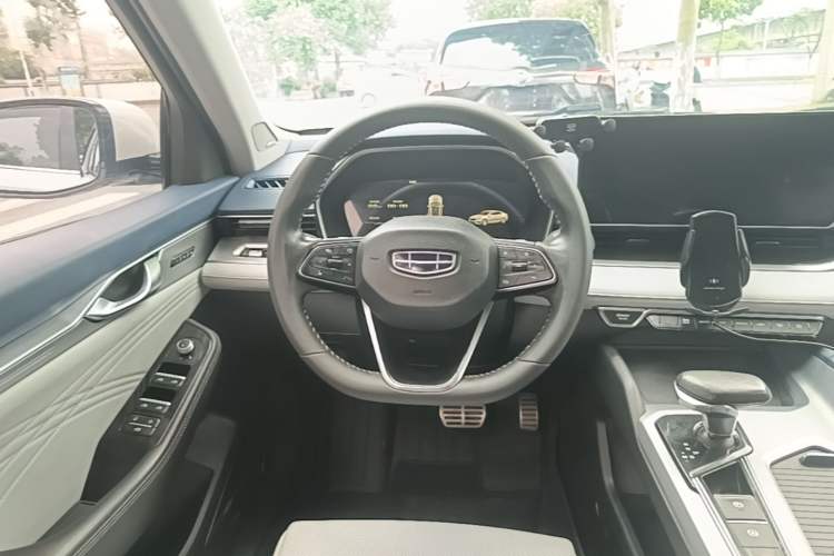 Used Geely Auto Preface 2021 2.0TD Flagship Edition Steering Wheel