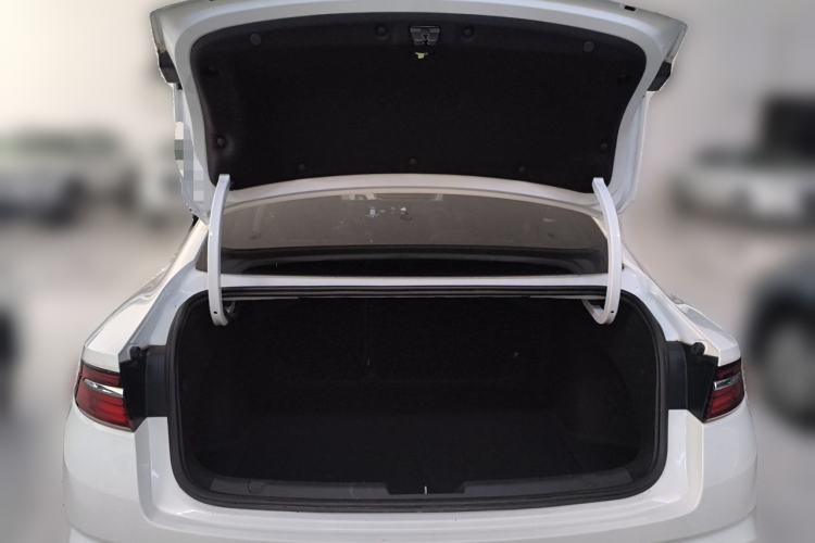 Used Geely Auto Preface 2021 Revised Version 2.0TD Luxury Edition Trunk