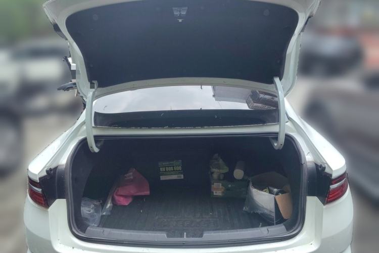 Used Geely Auto Preface 2021 2.0TD Designer's Recommended Edition Trunk