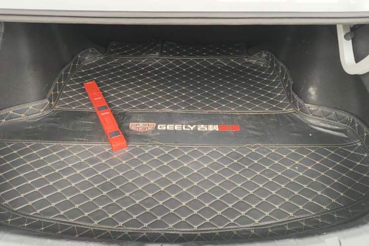 Used Geely Auto Preface 2021 2.0TD Luxury Version Trunk