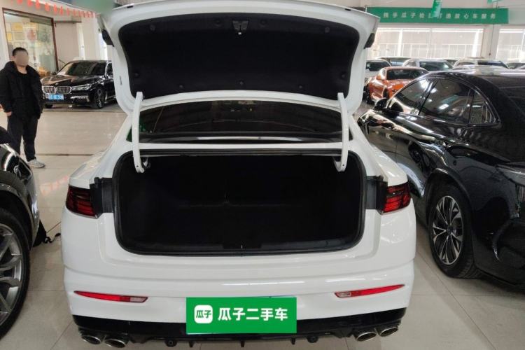 Used Geely Auto Preface 2021 2.0TD Space-Time Edition Hao Yue Trunk