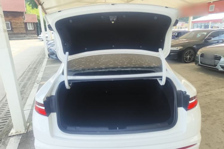 Used Geely Auto Preface 2021 2.0TD Luxury Version Trunk