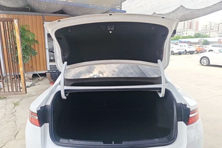 Used Geely Auto Preface 2021 Revised Version 2.0TD Luxury Edition Trunk
