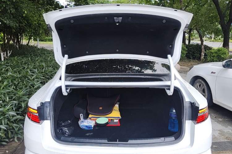Used Geely Auto Preface 2021 2.0TD Luxury Version Trunk