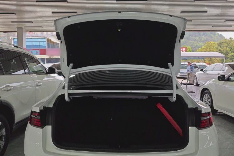Used Geely Auto Preface 2021 2.0TD Flagship Edition Trunk