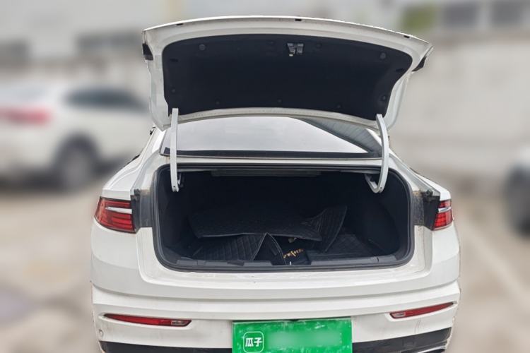 Used Geely Auto Preface 2021 Revised Version 2.0TD Luxury Edition Trunk