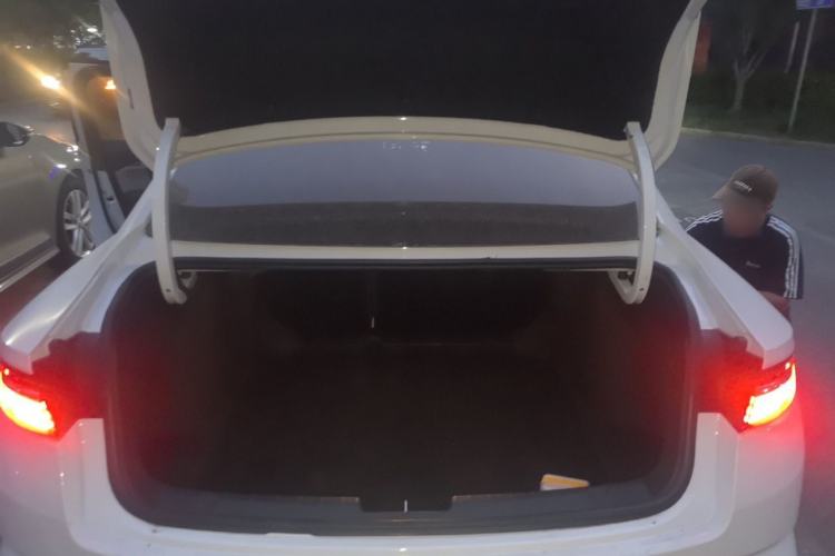 Used Geely Auto Preface 2021 2.0TD Luxury Version Trunk