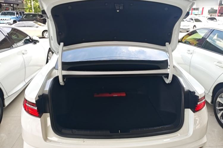 Used Geely Auto Preface 2021 2.0TD Luxury Version Trunk