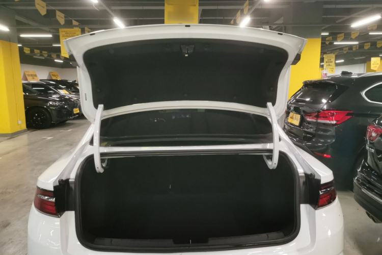 Used Geely Auto Preface 2021 Revised Version 2.0TD Luxury Edition Trunk