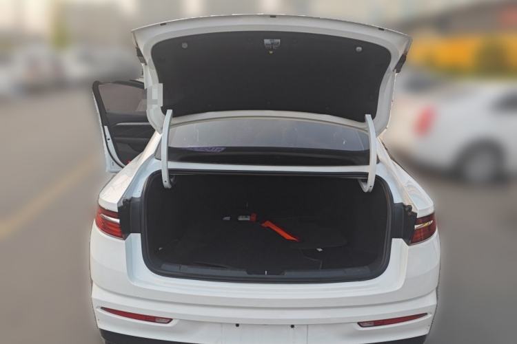 Used Geely Auto Preface 2021 2.0TD Luxury Version Trunk