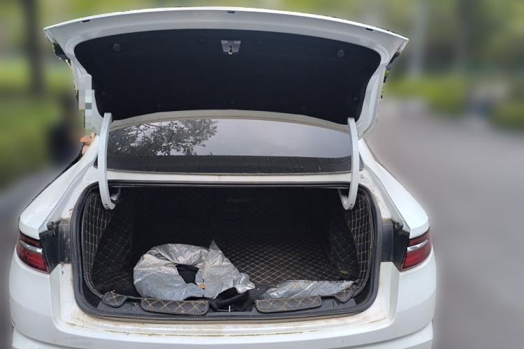 Used Geely Auto Preface 2021 Revised Version 2.0TD Luxury Edition Trunk