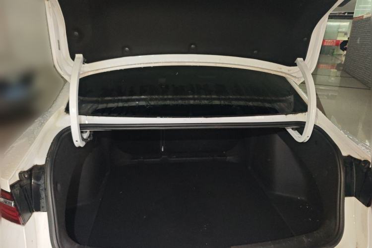 Used Geely Auto Preface 2021 Revised Version 2.0TD Luxury Edition Trunk