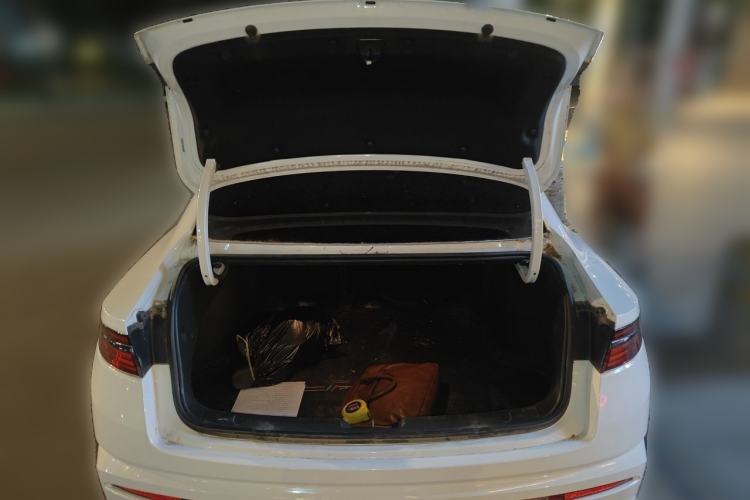 Used Geely Auto Preface 2021 Revised Version 2.0TD Luxury Edition Trunk