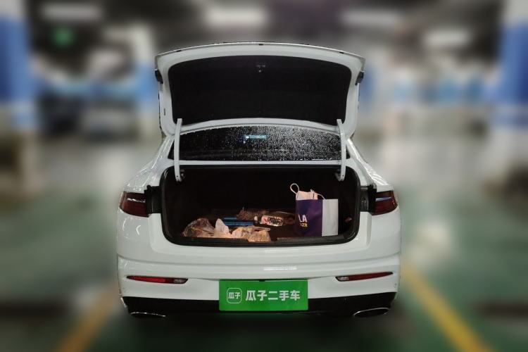 Used Geely Auto Preface 2021 2.0TD Luxury Version Trunk