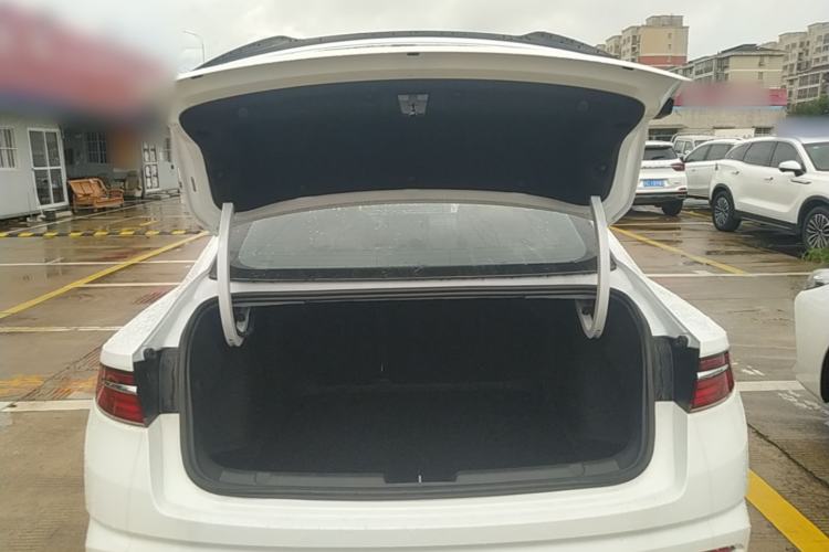 Used Geely Auto Preface 2021 2.0TD Luxury Version Trunk