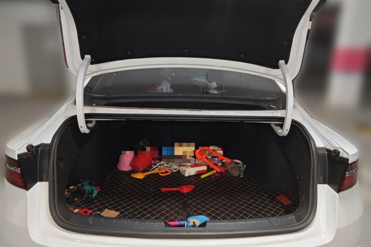 Used Geely Auto Preface 2021 2.0TD Luxury Version Trunk