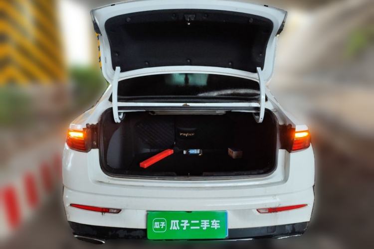 Used Geely Auto Preface 2021 Revised Version 2.0TD Luxury Edition Trunk