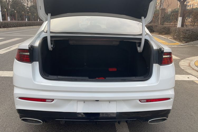 Used Geely Auto Preface 2021 2.0TD Luxury Version Trunk