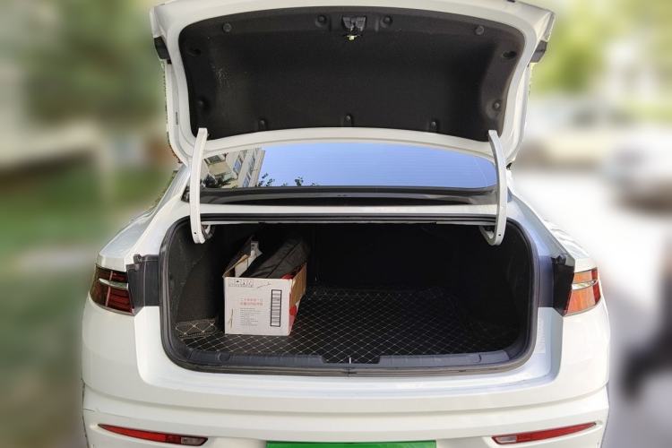 Used Geely Auto Preface 2021 2.0TD Luxury Version Trunk