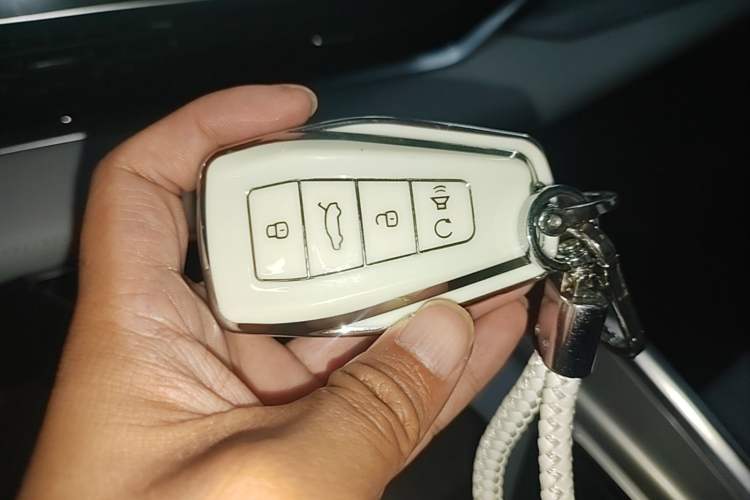 Used Geely Auto Preface 2021 2.0TD Luxury Version Vehicle Key