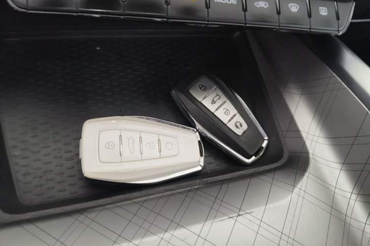 Used Geely Auto Preface 2021 2.0TD Luxury Version Vehicle Key