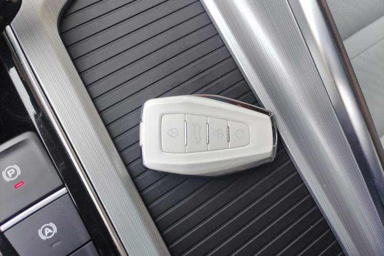 Used Geely Auto Preface 2021 2.0TD Designer's Recommended Edition Vehicle Key