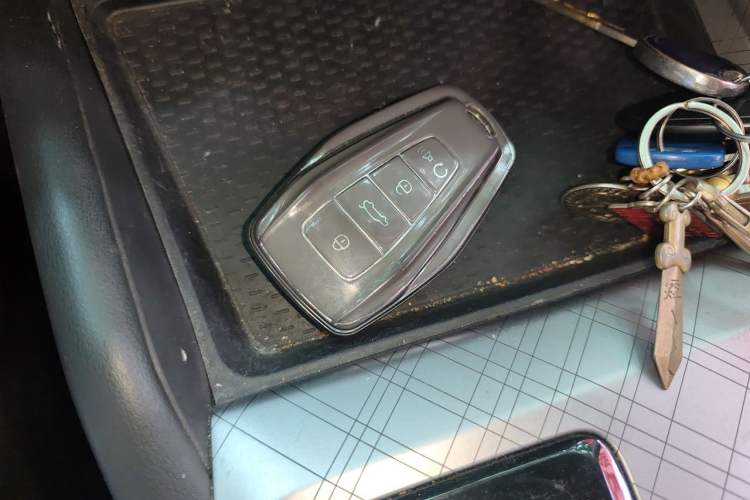 Used Geely Auto Preface 2021 2.0TD Luxury Version Vehicle Key