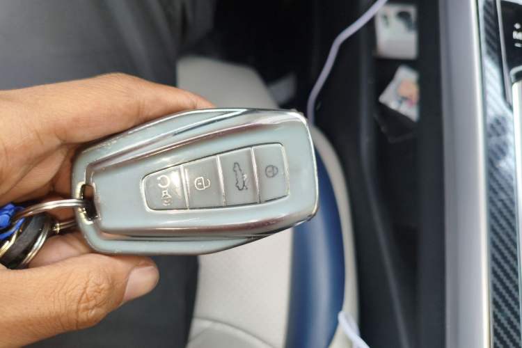 Used Geely Auto Preface 2021 2.0TD Luxury Version Vehicle Key