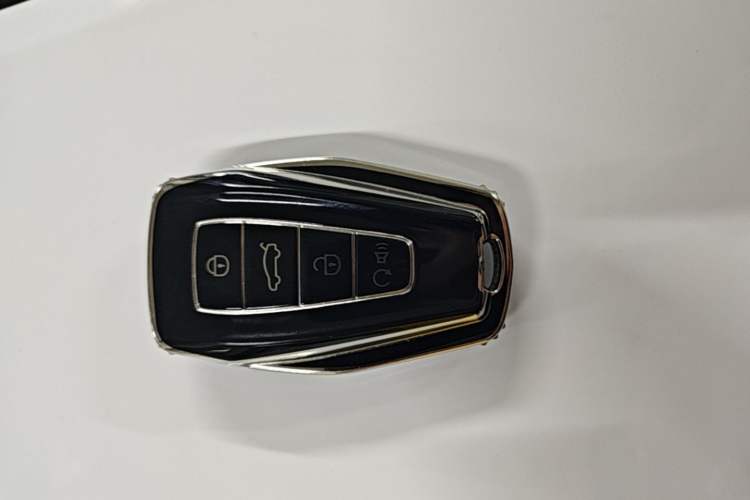 Used Geely Auto Preface 2021 2.0TD Luxury Version Vehicle Key