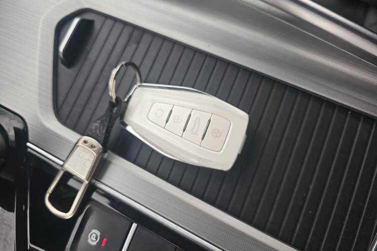 Used Geely Auto Preface 2021 2.0TD Luxury Version Vehicle Key