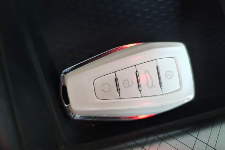 Used Geely Auto Preface 2021 2.0TD Luxury Version Vehicle Key