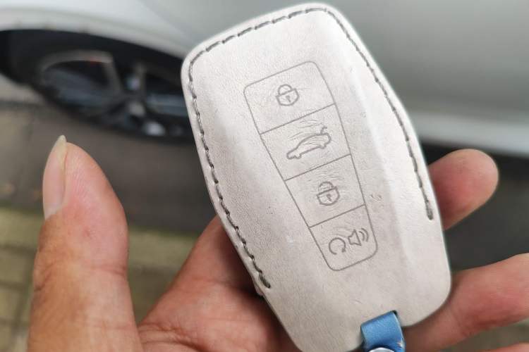 Used Geely Auto Preface 2021 Revised Version 2.0TD Luxury Edition Vehicle Key