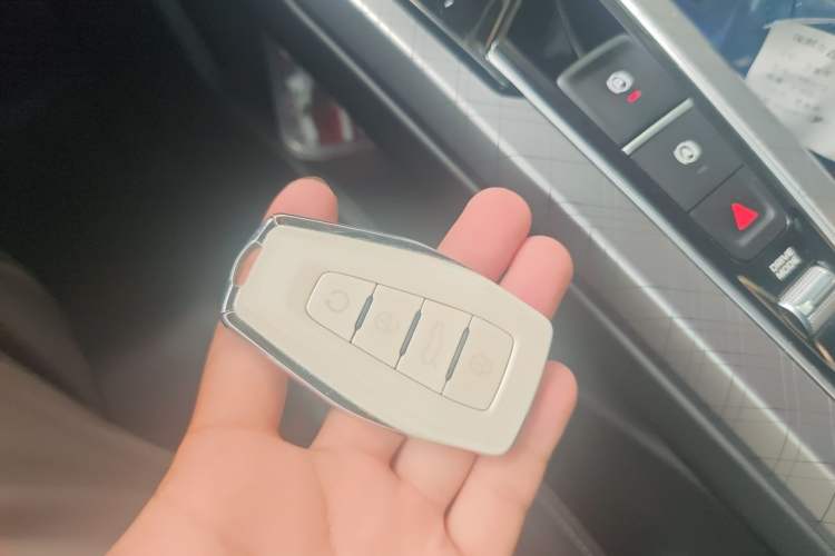 Used Geely Auto Preface 2021 2.0TD Luxury Version Vehicle Key