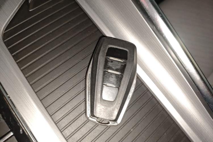 Used Geely Auto Preface 2021 Revised Version 2.0TD Luxury Edition Vehicle Key