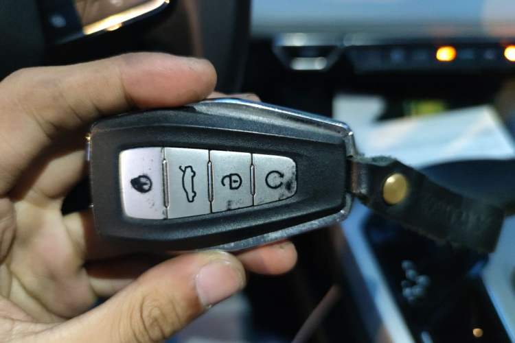 Used Geely Auto Preface 2021 Revised Version 2.0TD Luxury Edition Vehicle Key