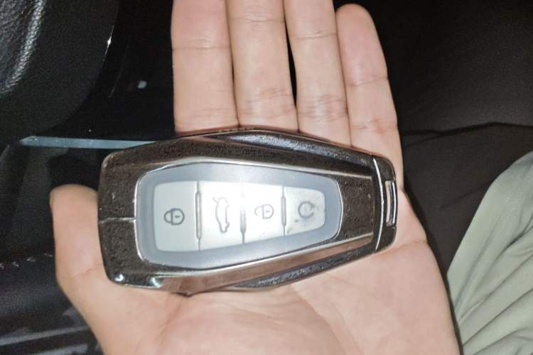 Used Geely Auto Preface 2021 2.0TD Luxury Version Vehicle Key