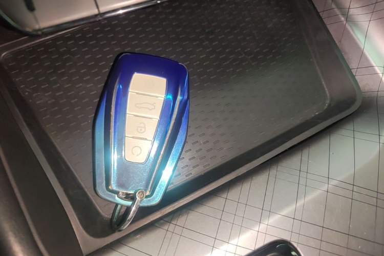 Used Geely Auto Preface 2021 2.0TD Luxury Version Vehicle Key