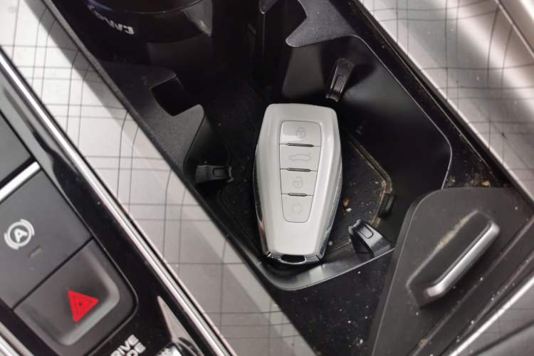 Used Geely Auto Preface 2021 2.0TD Luxury Version Vehicle Key