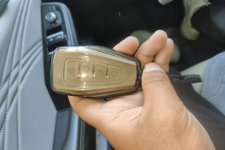 Used Geely Auto Preface 2021 2.0TD Flagship Edition Vehicle Key