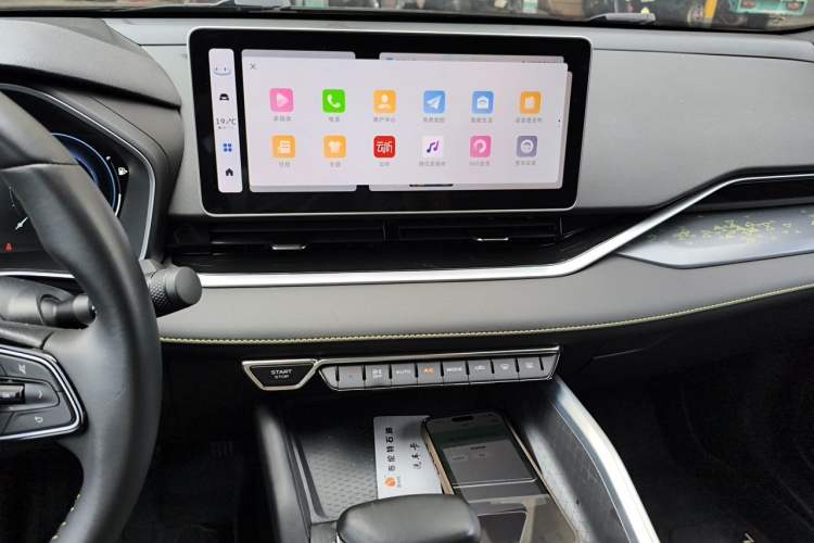 Used Geely Auto Preface 2023 1.5TD Kunlun Edition Audio And AC Panel