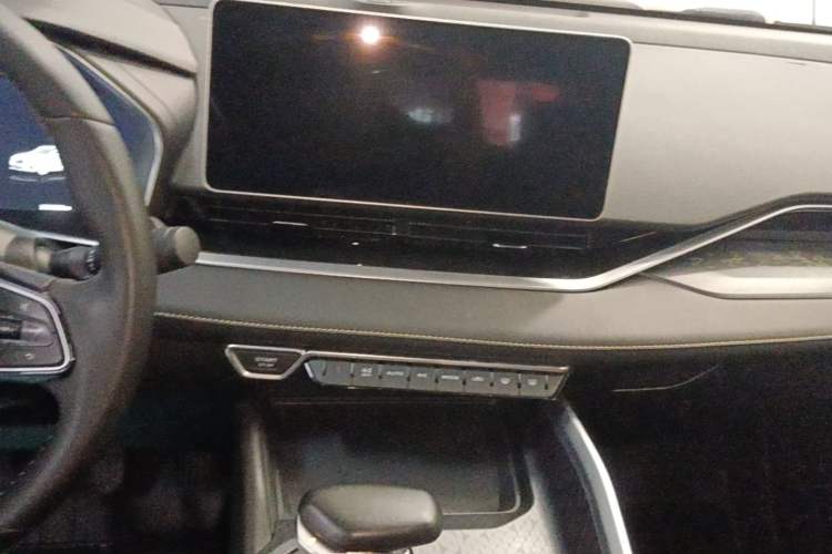Used Geely Auto Preface 2023 1.5TD Kunlun Edition Audio And AC Panel