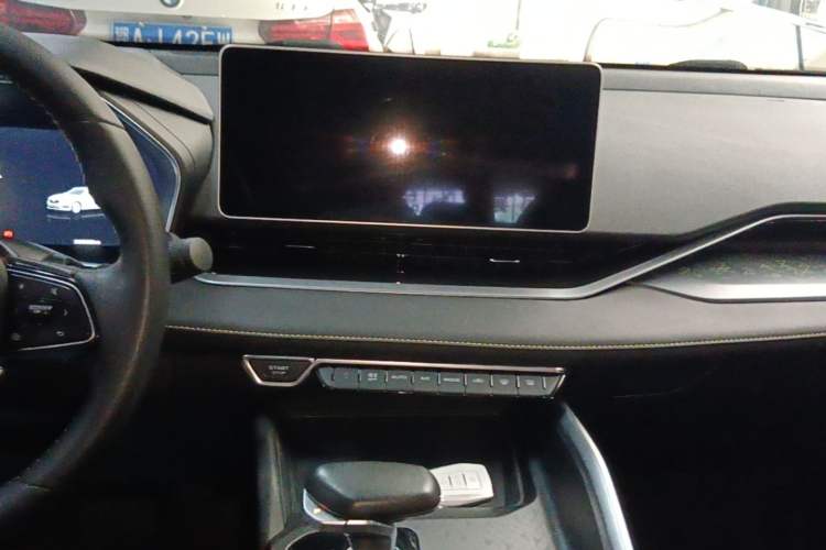 Used Geely Auto Preface 2023 1.5TD Kunlun Edition Audio And AC Panel