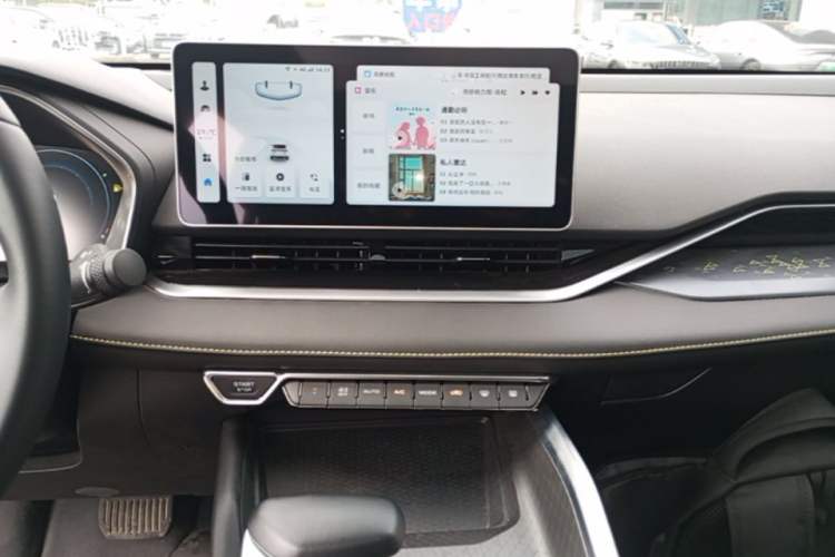 Used Geely Auto Preface 2023 1.5TD Kunlun Edition Audio And AC Panel