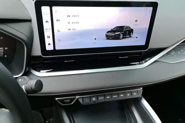 Used Geely Auto Preface 2023 1.5TD Fuyao Version Audio And AC Panel