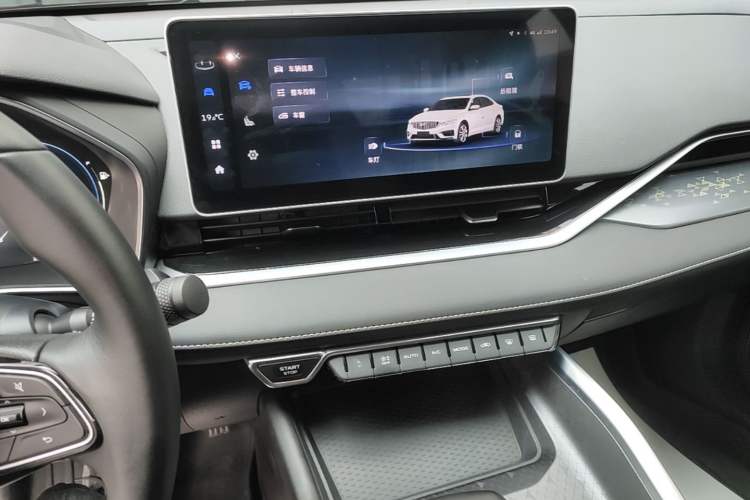 Used Geely Auto Preface 2023 1.5TD Kunlun Edition Audio And AC Panel
