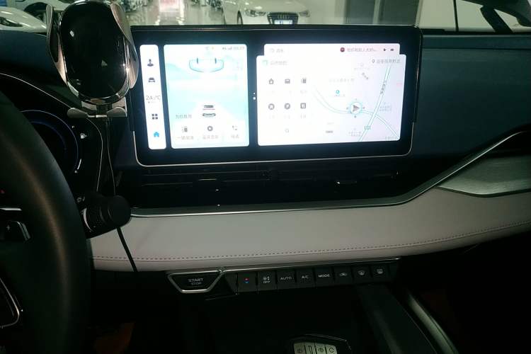 Used Geely Auto Preface 2023 2.0TD Prestige Version Audio And AC Panel
